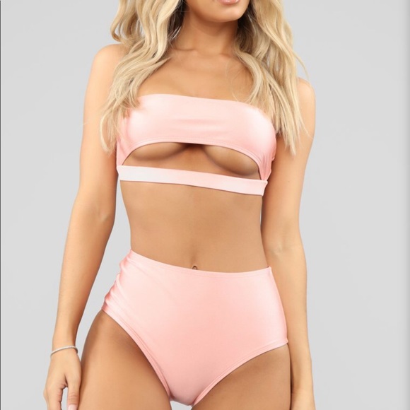 Brand New - Coral Pink Tube top Set Bikini 💗 - Picture 1 of 3